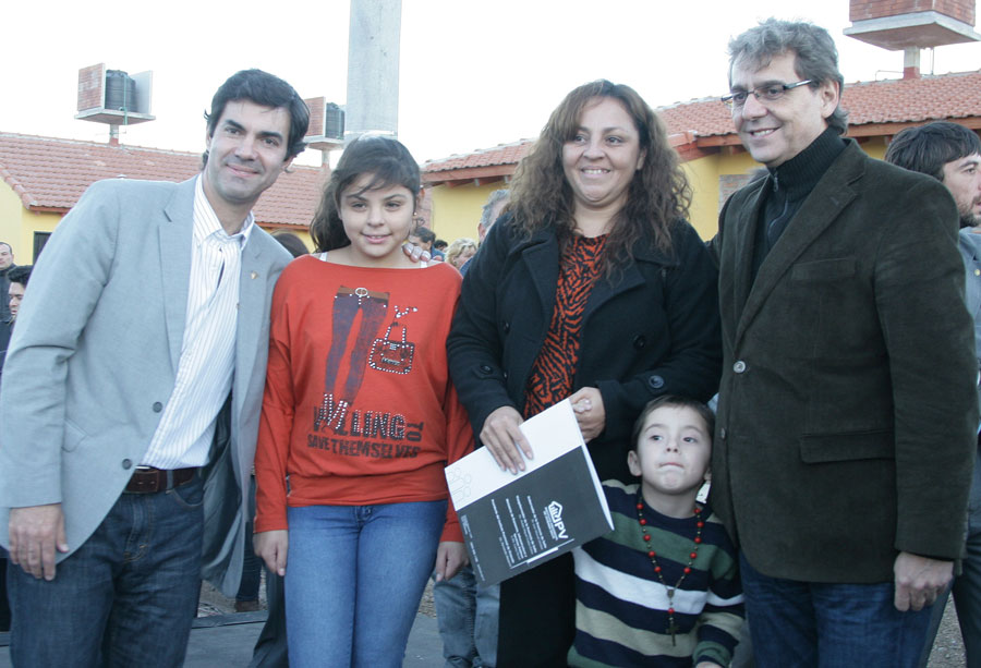 APUCSa entrego sus primeras viviendas!!